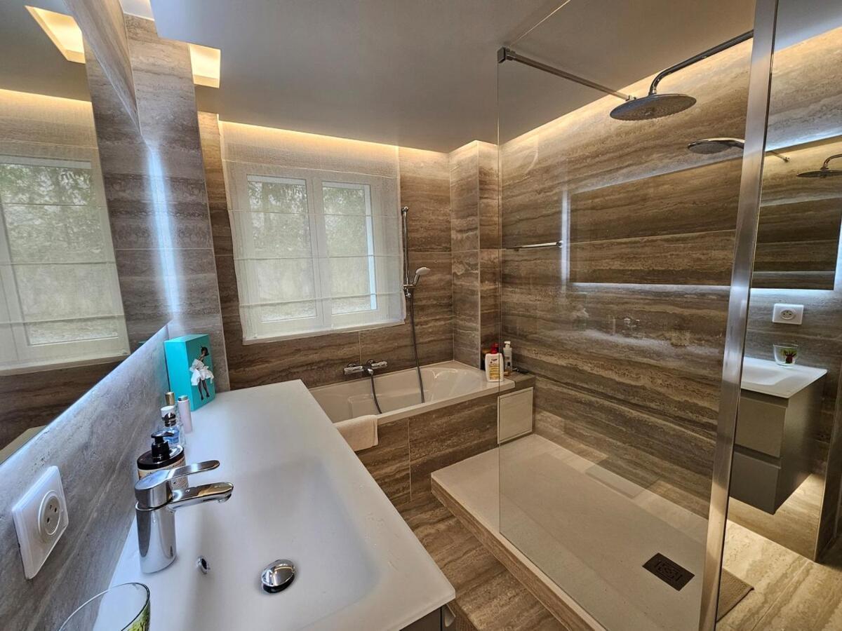 Pousada 3 Bedroom House In The Center Of